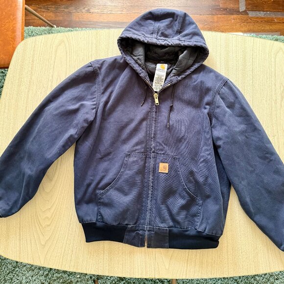 Carhartt Flannel-Lined Hooded Jacket in Navy - Never Worn - Picture 2 of 7
